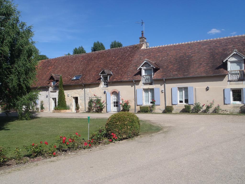 Chambres D'Hotes Du Domaine De Jacquelin Saint-Germain-du-Puy Екстериор снимка